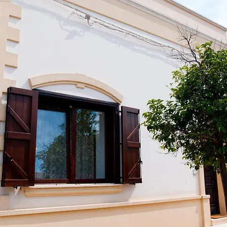 Casa Con Volte A Stella *