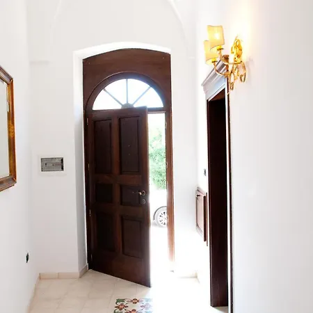 Casa Con Volte A Stella